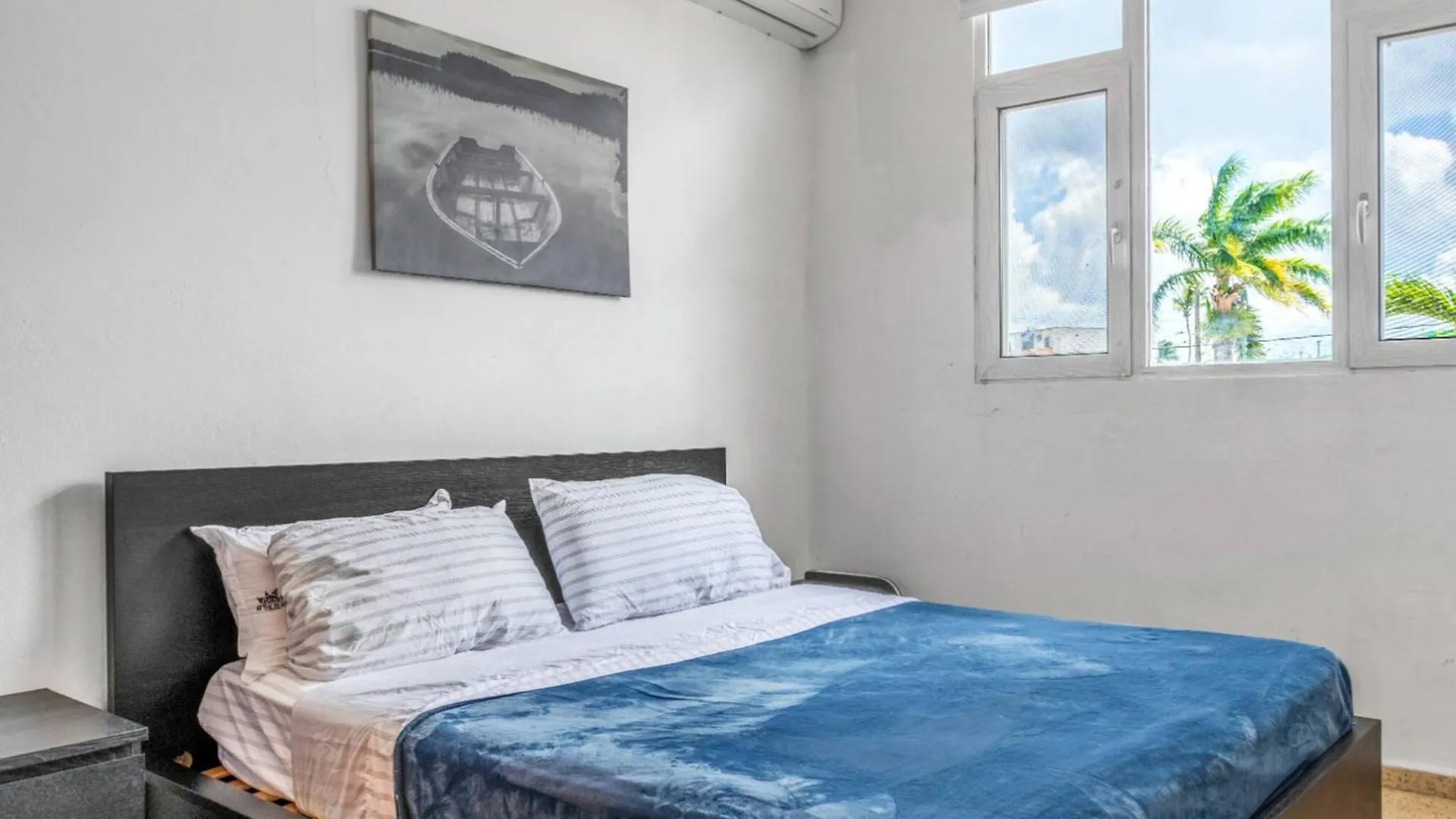 Steps To Ocean Park Beach | Terrace | Parking San Juan Apartament